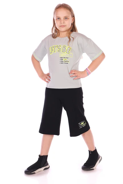 Toontoy Kız Çocuk 2'li Takım Baskılı Bisiklet Yaka T-Shirt & Beli Lastikli Kapri Şort ürün görseli 1