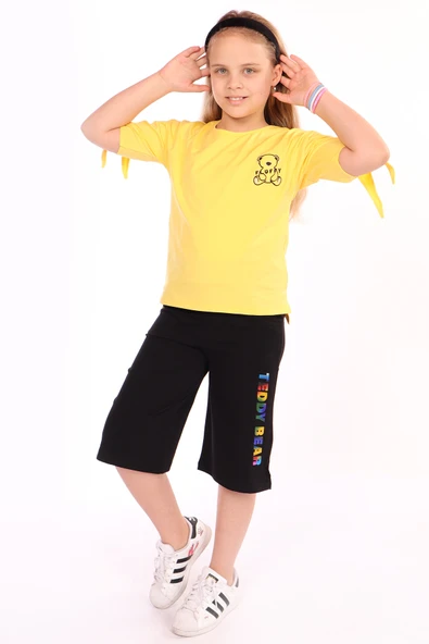 Toontoy Kız Çocuk 2'li Takım Baskılı Bisiklet Yaka T-Shirt & Beli Lastikli Cepli Kapri Şort - Yırtmaç Detaylı ürün görseli 1
