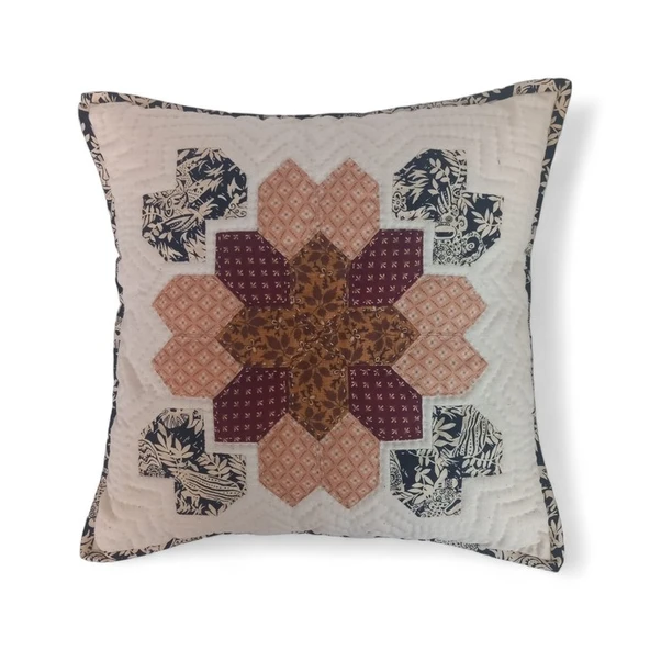 Patchwork Yastık El İşi 40x40 cm ürün görseli 1
