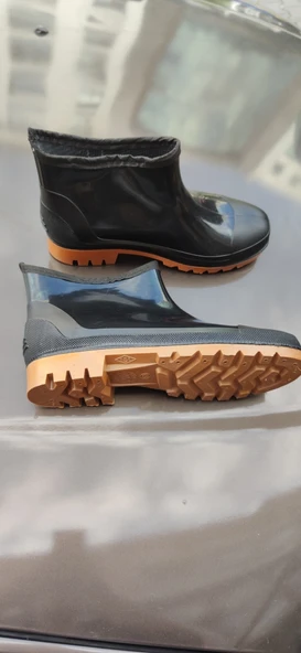 ULAŞ SİYAH RENÇBER BAHÇE KISA LASTİK ÇİZME Unisex ürün görseli 1