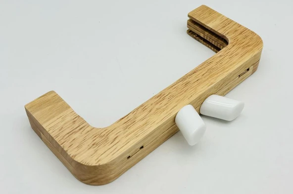 Çanta Aksesuar 20 Cm Beyaz Renk Silindir Başlıklı Ahşap Burs ürün görseli 1