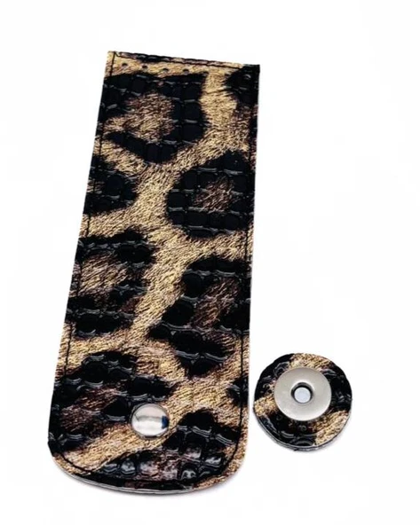 Çanta Aksesuar 16x6 cm Mıknatıslı  Suni Deri Kapak Leopar  Renk Gümüş Renk Metalli ürün görseli 1