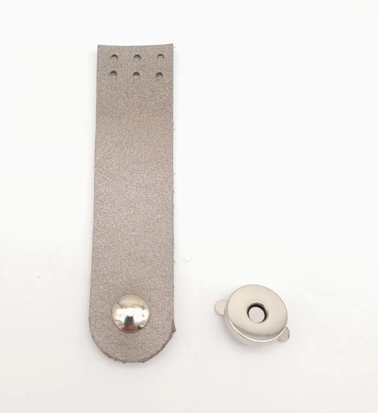 Çanta Aksesuar Parlak Gri Renk Tek Kat Suni Deri Kapak 10.5x2.5 cm Gümüş Metal ürün görseli 1