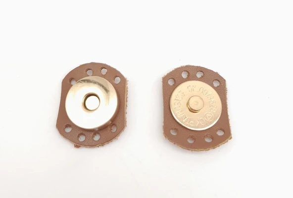 Çanta Aksesuar Sütlü Kahve Renk Gerçek Derili Oval Kenar Mıknatıslı Çıtçıt Light Gold Metalli ürün görseli 1