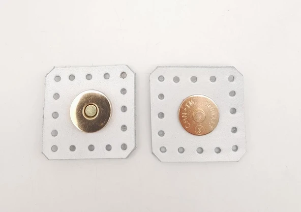 Çanta Aksesuar Beyaz Gerçek Derili Kare Mıknatıslı Çıtçıt Light Gold Metalli ürün görseli 1