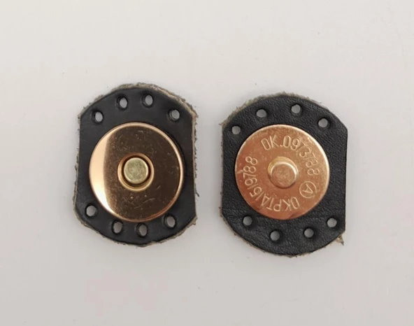 Çanta Aksesuar Siyah Renk Gerçek Derili Oval Kenar Mıknatıslı Çıtçıt Light Gold Metalli ürün görseli 1