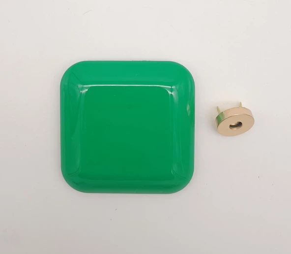 Çanta Aksesuar 7 cm Kare Akrilikli Yeşil Renk Light Gold Mıknatıslı Kilit ürün görseli 1