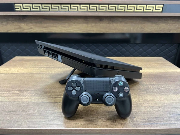 PlayStation 4 Slim KIRIK 1 TB Tek Kol | Playstation4 - ps4 - PS4 - Ps4 (İKİNCİ EL) ürün görseli 1