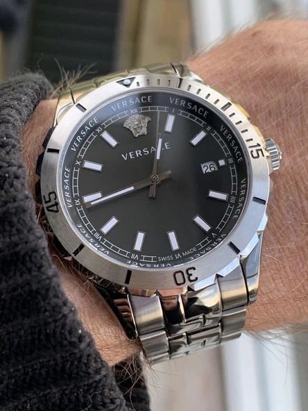 Versace VRSCVE3A00620 Erkek Kol Saati - Resim 2