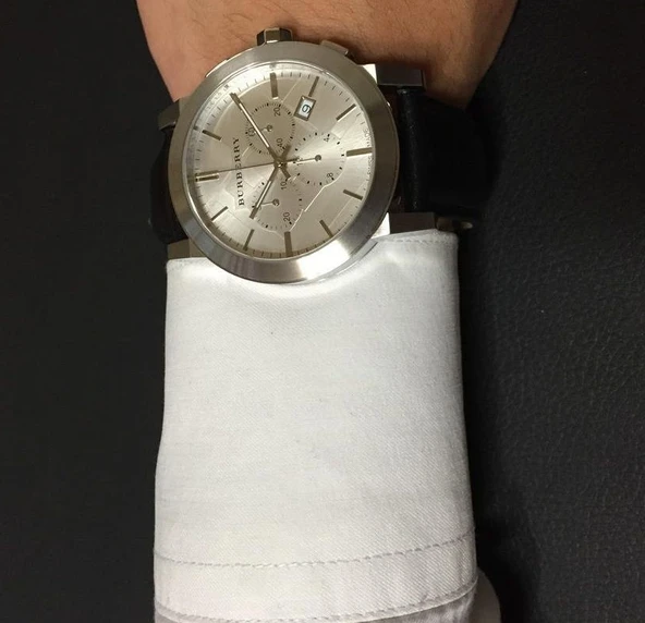 Burberry BU9355 Erkek Kol Saati - Resim 3