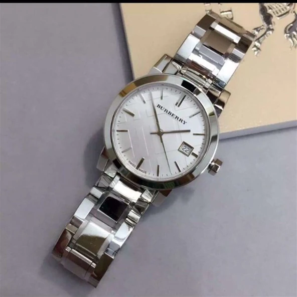 Burberry BU9037 Bayan Kol Saati - Resim 4