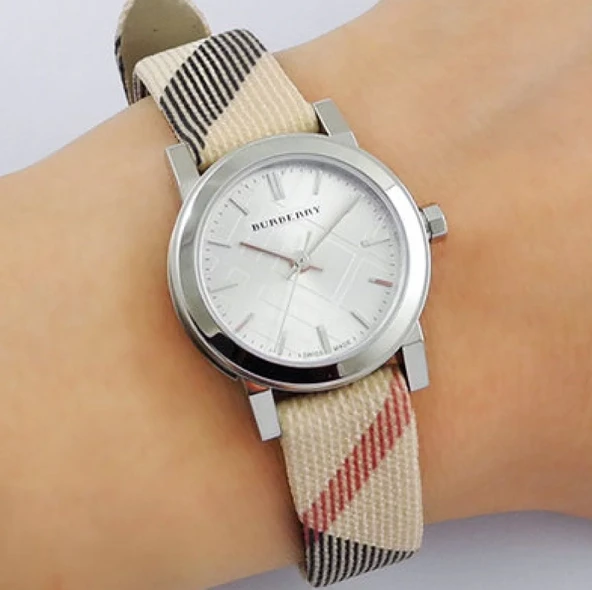 Burberry BU9212 Kadın Kol Saati - Resim 4