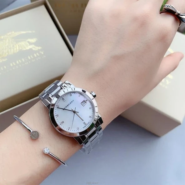 Burberry BU9125 Kadın Kol Saati - Resim 2