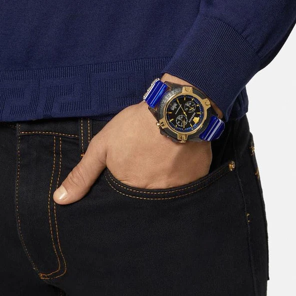 Versace VRSCVEZ700521 Erkek Kol Saati - Resim 3