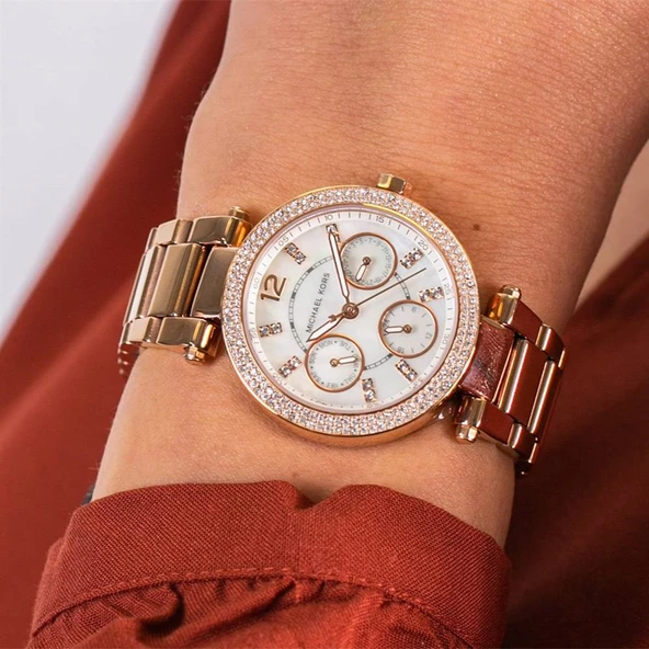 Michael Kors MK5616 Bayan Kol Saati - Resim 4