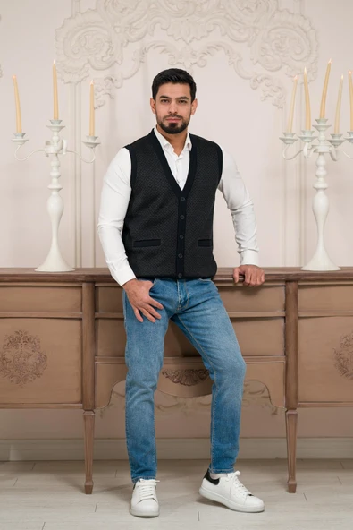Woolen World Regular Fit Ön Cepli Kolsuz Bitik Desenli Triko Yelek ürün görseli 1