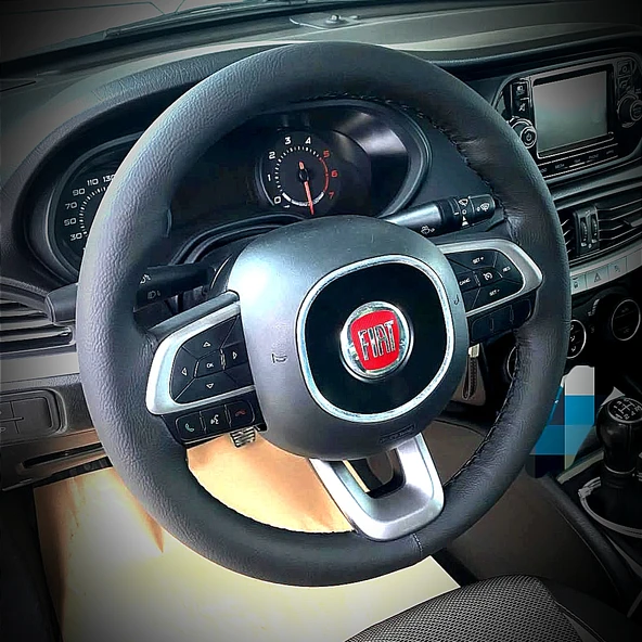 DİKİŞLİ DİREKSİYON KILIFI İTHAL SİYAH DERİ SİYAH DİKİŞLİ FIAT EGEA SEDAN İÇİN ürün görseli 1