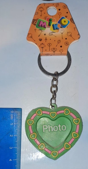 KÜÇÜK PLASTİK KALP ANAHTARLIK YEŞİL ürün görseli 1