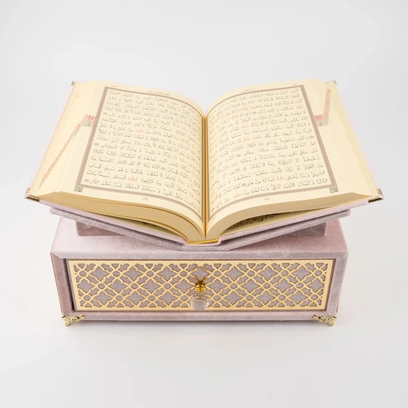 Raşel Kaplama, Çekmeceli Rahleli Kur'an-ı Kerim (Orta Boy, Pembe) ürün görseli 1