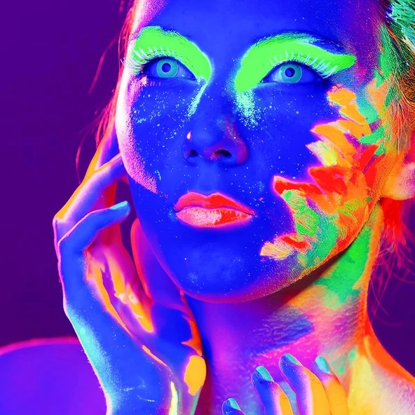VIP GLOW IN THE DARK UNDER UV LİGHT 6 ADET GLOW NEON FOSFOR BOYA UV MOR IŞIKTA PARLAYAN VÜCUT BOYASI ürün görseli 1
