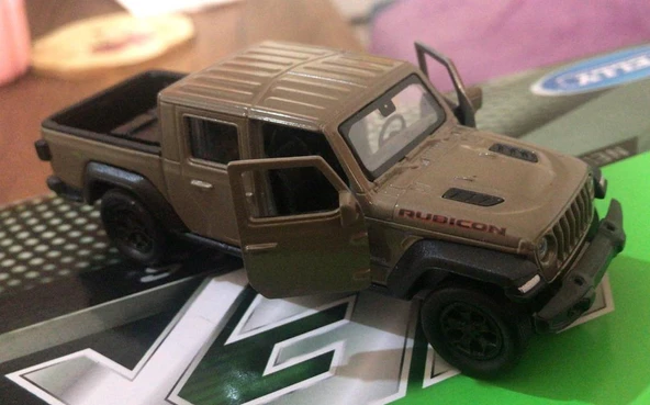 Oyuncak Metal Model Jeep 1 / 36 Çek Bırak Yeşil Rubicon Gladiatör ürün görseli 1