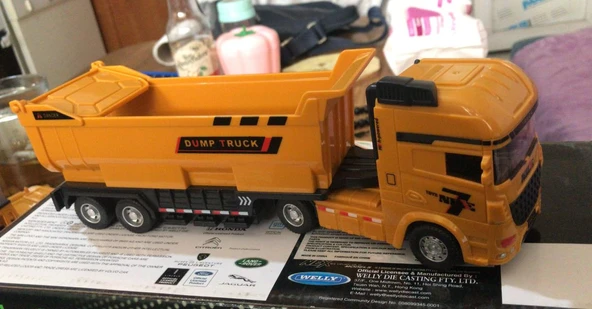 Oyuncak Koleksiyon İş makinaları Kum Kamyonu Taşıyıcı 25 cm ürün görseli 1