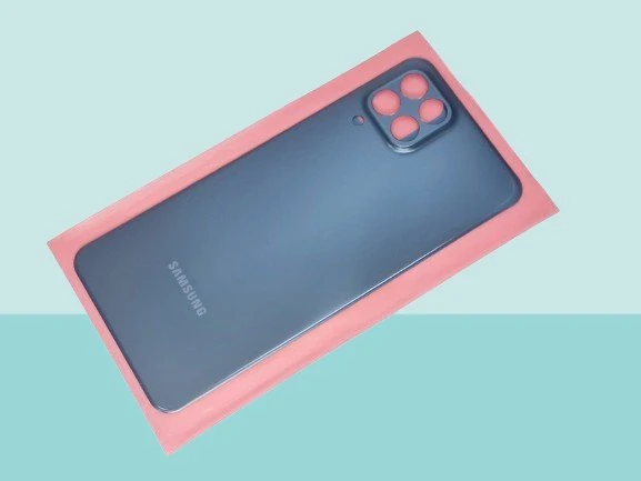 Samsung Galaxy M33 Uyumlu Arka Kapak Batarya Kapağı - MAVİ ürün görseli 1