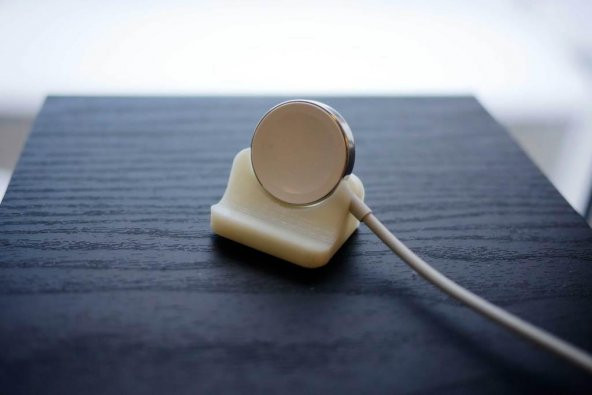 Tiny Apple Watch Nightstand ... Standları ... * Yeni * Plastik Aparat - Resim 4