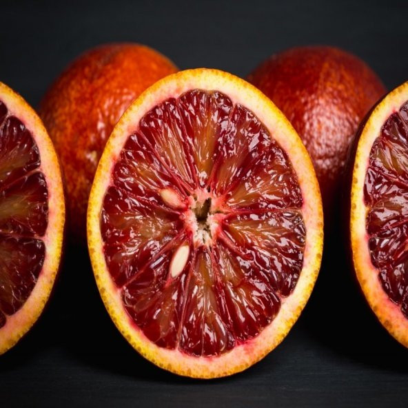 Tüplü Aşılı İlginç Meyveli Kırmızı Australian Blood Limon Fidanı ürün görseli 1