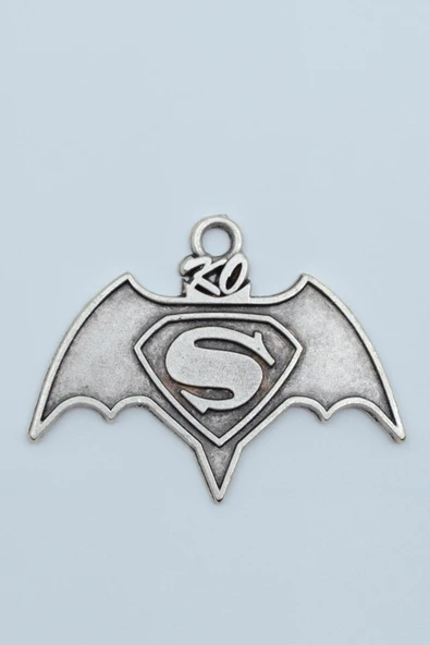 Batman Süperman Gümüş Kaplama Kolye Ucu ürün görseli 1