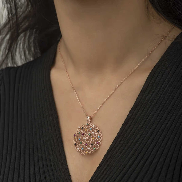 Gümüş Rose Geometrik Desenli Madalyon Kolye ürün görseli 1