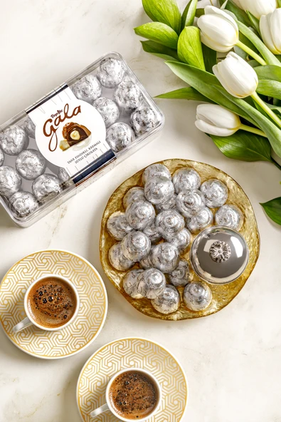 Beyoğlu Gala Tane Fındıklı Bayramlık Çikolata 370 Gr. ürün görseli 1