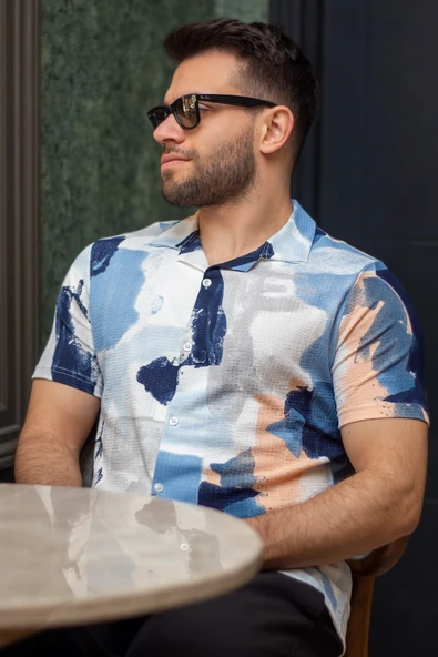 Erkek Açık Mavi Beyaz Desen Esnek Bürümcük Regular Fit Kısa Kol Gömlek 25EGMLGIMM ürün görseli 1
