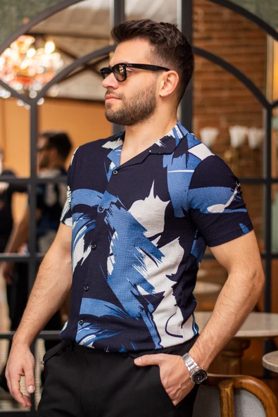 Erkek Mavi Beyaz Desen Esnek Bürümcük Regular Fit Kısa Kol Gömlek 25EGMLGIMM ürün görseli 1