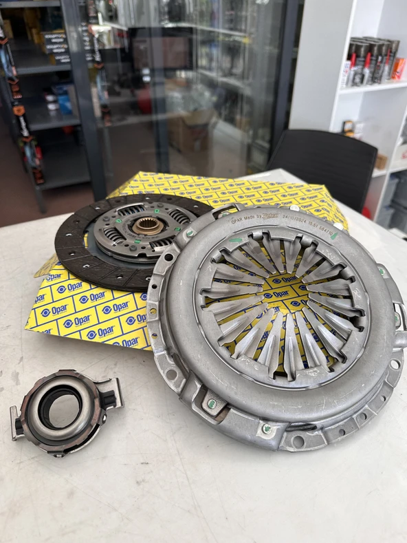 Debriyaj Seti 73504529 Oem Fiat Albea Punto Doblo Palıo 1.3 Jtd 03 Ve Sonrası Uyumlu ürün görseli 1