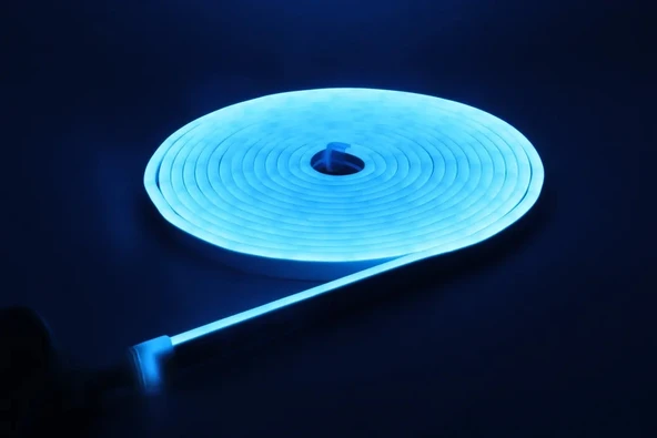 Neon LED şerit 5metre Buz Mavisi LED zincir bandı hortum esnek dekoratif aydınlatma ışık 12V 10W ürün görseli 1