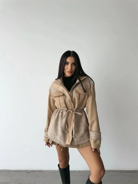 CHANEL -TRENCH  GARNİLİ KAPİŞONLU BELDEN BÜZGÜLÜ MONT - Bej ürün görseli 1