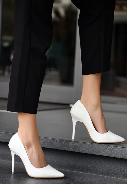 Kadın Beyaz Stiletto Ayakkabı - Resim 2