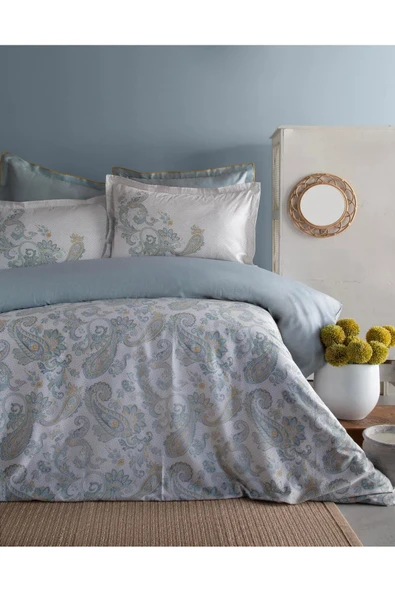 Apricitas HOME CIFT KISILIK ELEGANCE BASKILI SATEN NEVRESIM TAKIMI BERTA INDIGO - NEVRESIM ürün görseli 1