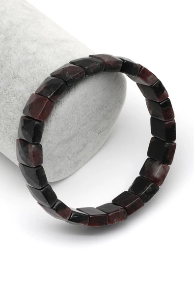Garnet Doğal Taş Bileklik 9 x 13 mm Özel Kesim ürün görseli 1
