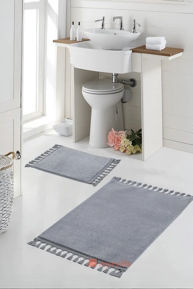 Simirna Ponpon Saçaklı Peluş Yıkanabilir Kaymaz Banyo Paspası 2'li Klozet Takımı Gri ürün görseli 1