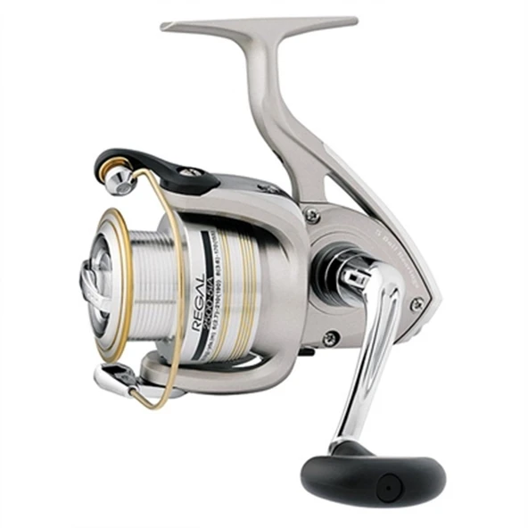 Daiwa Regal 2000 5IA Spin At Çek Olta Makinesi ürün görseli 1