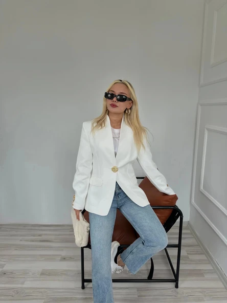Kadın Gold Düğmeli Hakim Yaka Blazer Ceket Beyaz ürün görseli 1