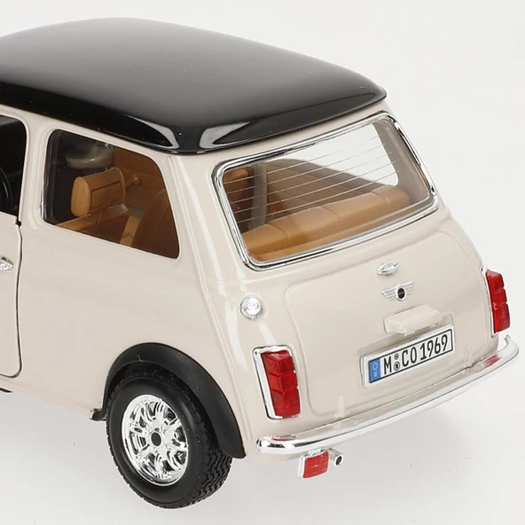 Bburago Mini Cooper 1969 1/18 Model Araba - Resim 3