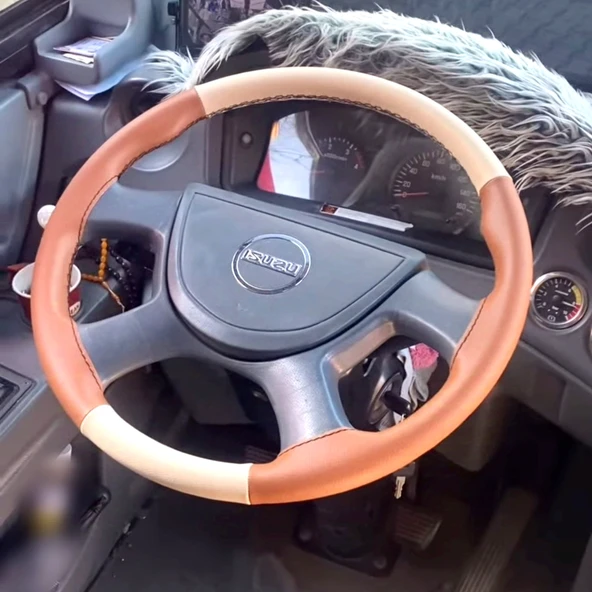 DİKİŞLİ DİREKSİYON KILIFI AÇIK BEJ DERİ TABA DERİ SİYAH DİKİŞLİ ISUZU NOVO İÇİN ürün görseli 1