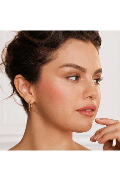 RARE BEAUTY Highlighter ENGLEND - Resim 3