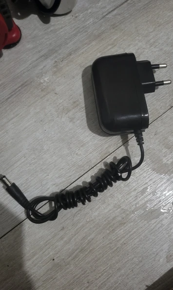 Adaptör 12 volt ikinci el sağlam ürün görseli 1