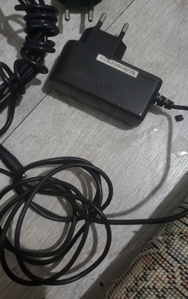 Adaptör 12 volt açık uçlu ikinci el sağlam ürün görseli 1