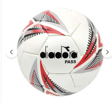 Diadora 4060240 Pass Futbol Topu Kırmızı-beyaz ürün görseli 1