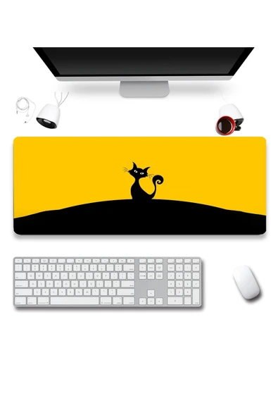 SonicTouch Kara Kedi Sarı Siyah Gamer Oyuncu Dikişsiz Sıvı Geçirmez Klavye Mouse Pad 32x70Cm ürün görseli 1